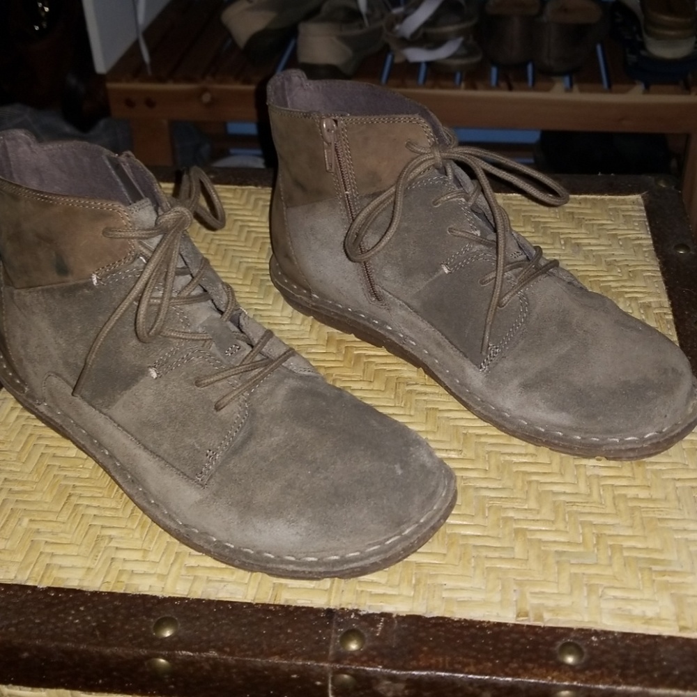 Clarks boots